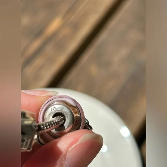 Pandora charm bracelet with charms - Picture 4 of 11